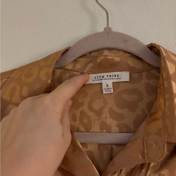 12th Tribe Brown Gold Animal Print Button Down Blouse Small - Picture 5 of 11